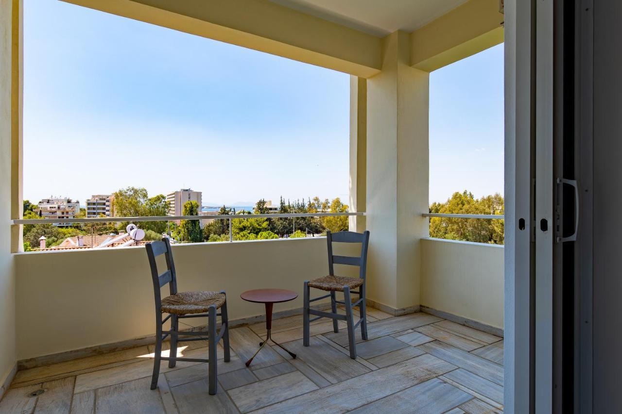 Spacious Apartment In Kavouri Athen Eksteriør bilde